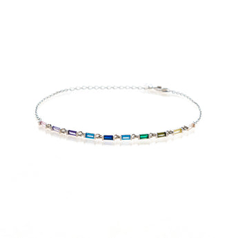 Bracciale Vivara in Argento 925 con un design elegante e moderno caratterizzato da dettagli raffinati e luminosi